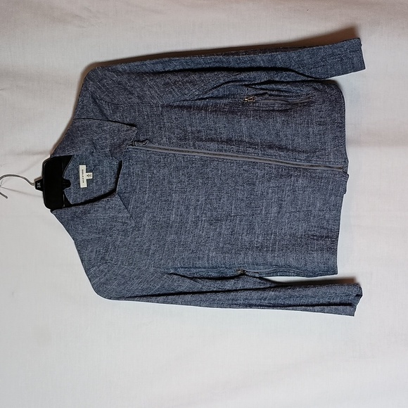 Linen Blend Cropped Blazer by Max Studio. Great transition piece for Springtime - Picture 2 of 11